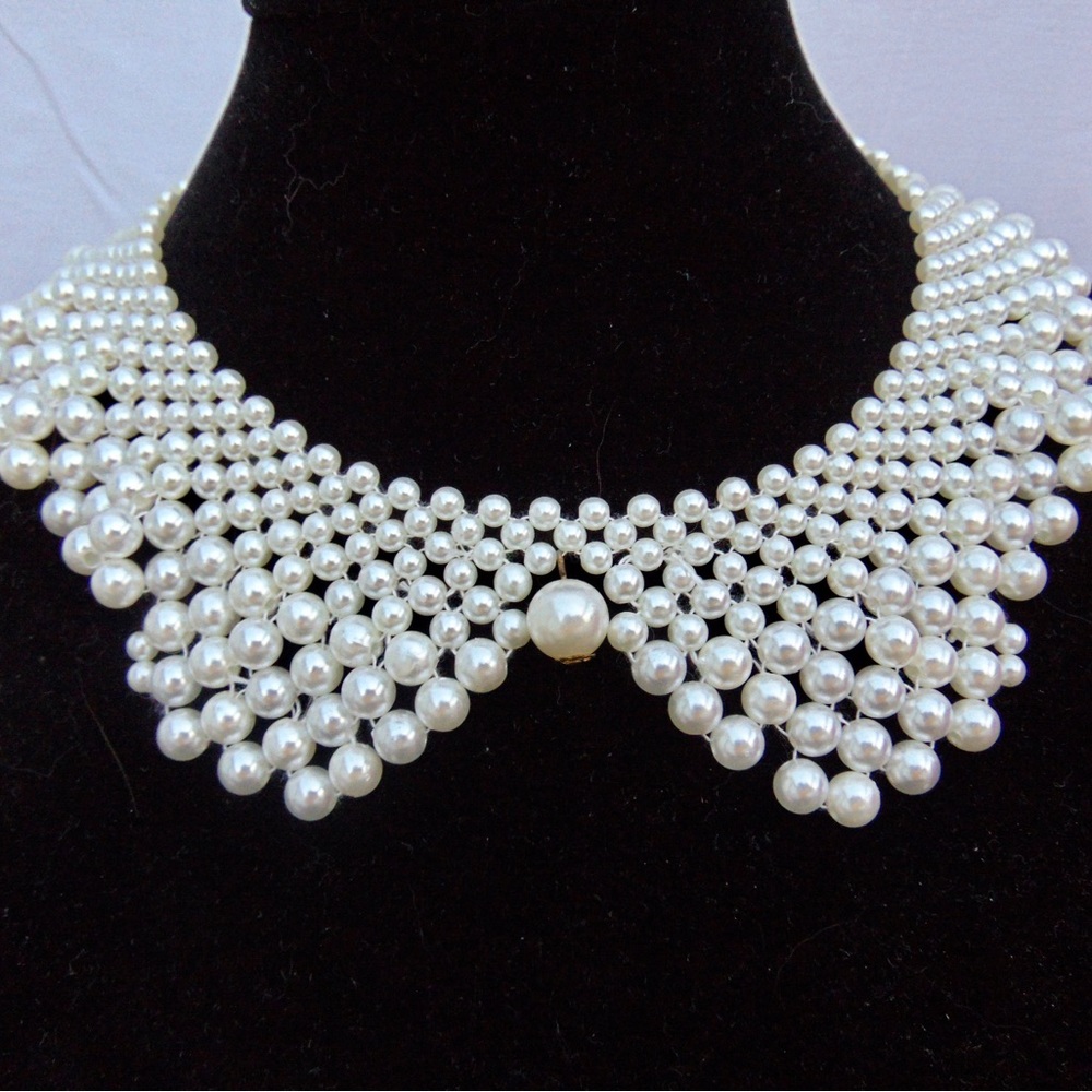 Gorgeous Detachable Faux Pearl Necklace